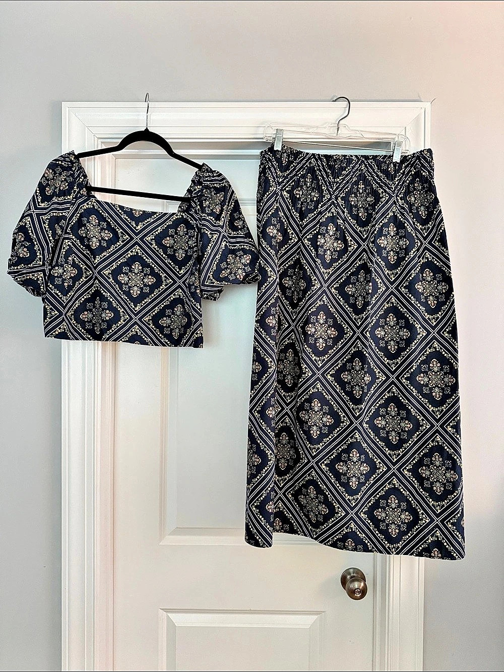 LOFT Blue Geometric Skirt Set Size XL Like New
